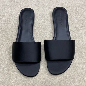 Banana Republic black satin slides